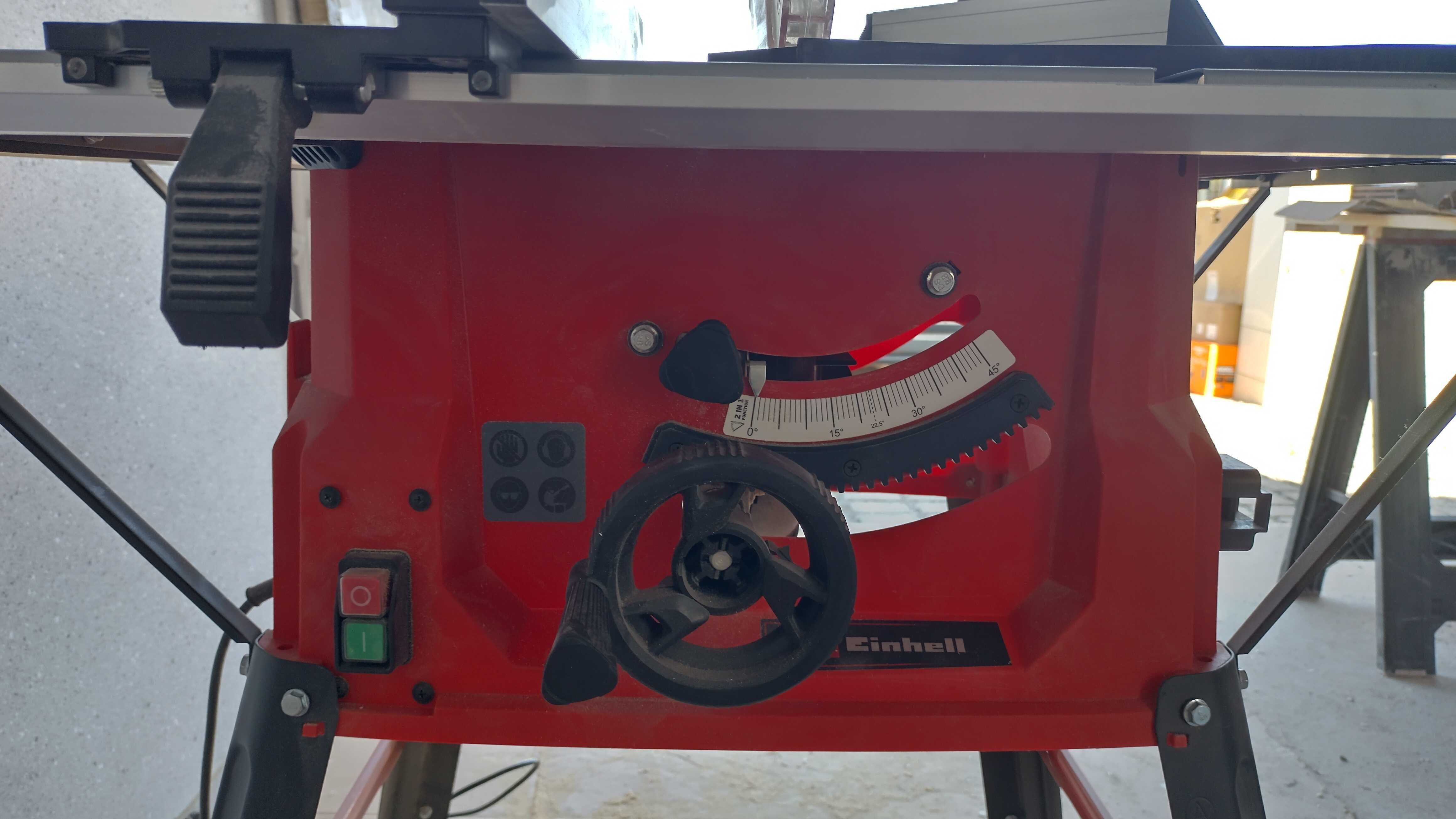 Piła stołowa EINHELL TC-TS 2025/2 U 2000 W przecinarka do drewna