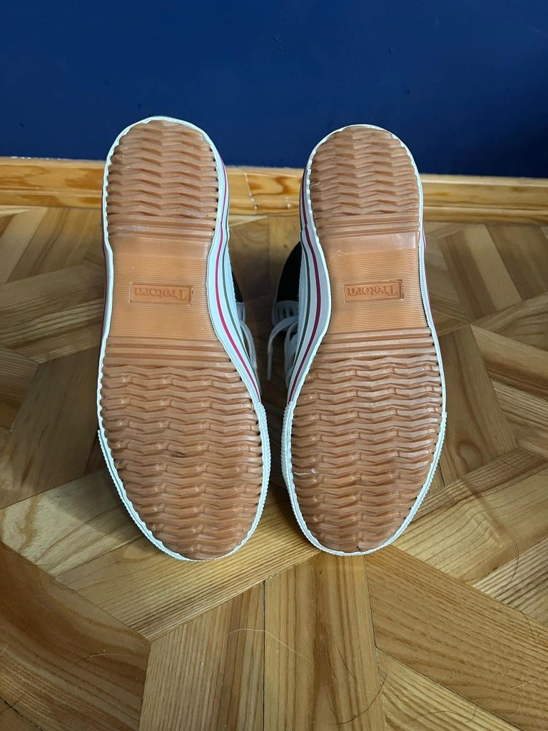 Trampki Tretorn buty r 37 wysokie skora naturalna All Star Converse 
T