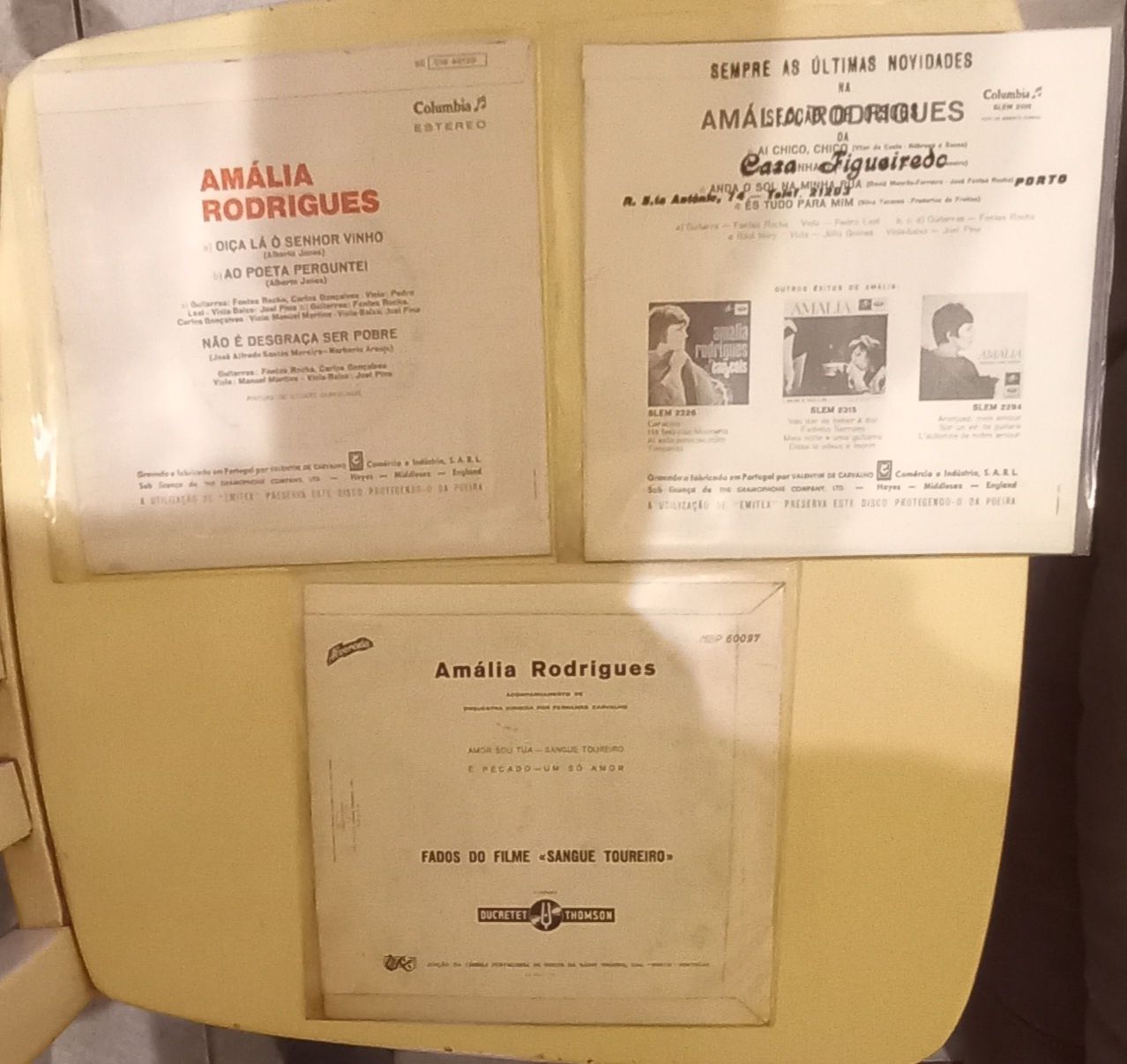 Discos de Amália Rodrigues, single 45 rpm. como novos.