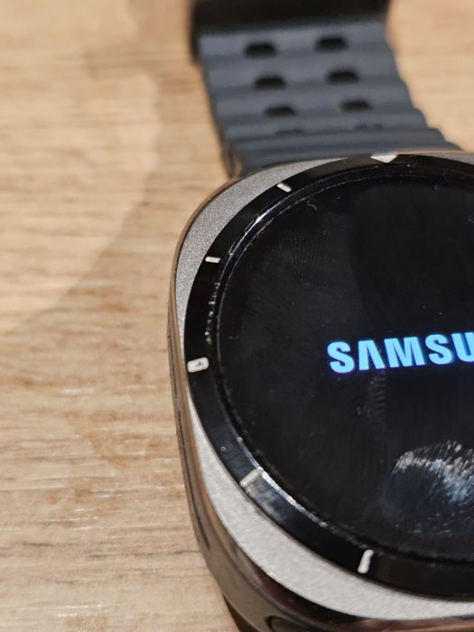 Samsung galaxy Watch Ultra z 2024r