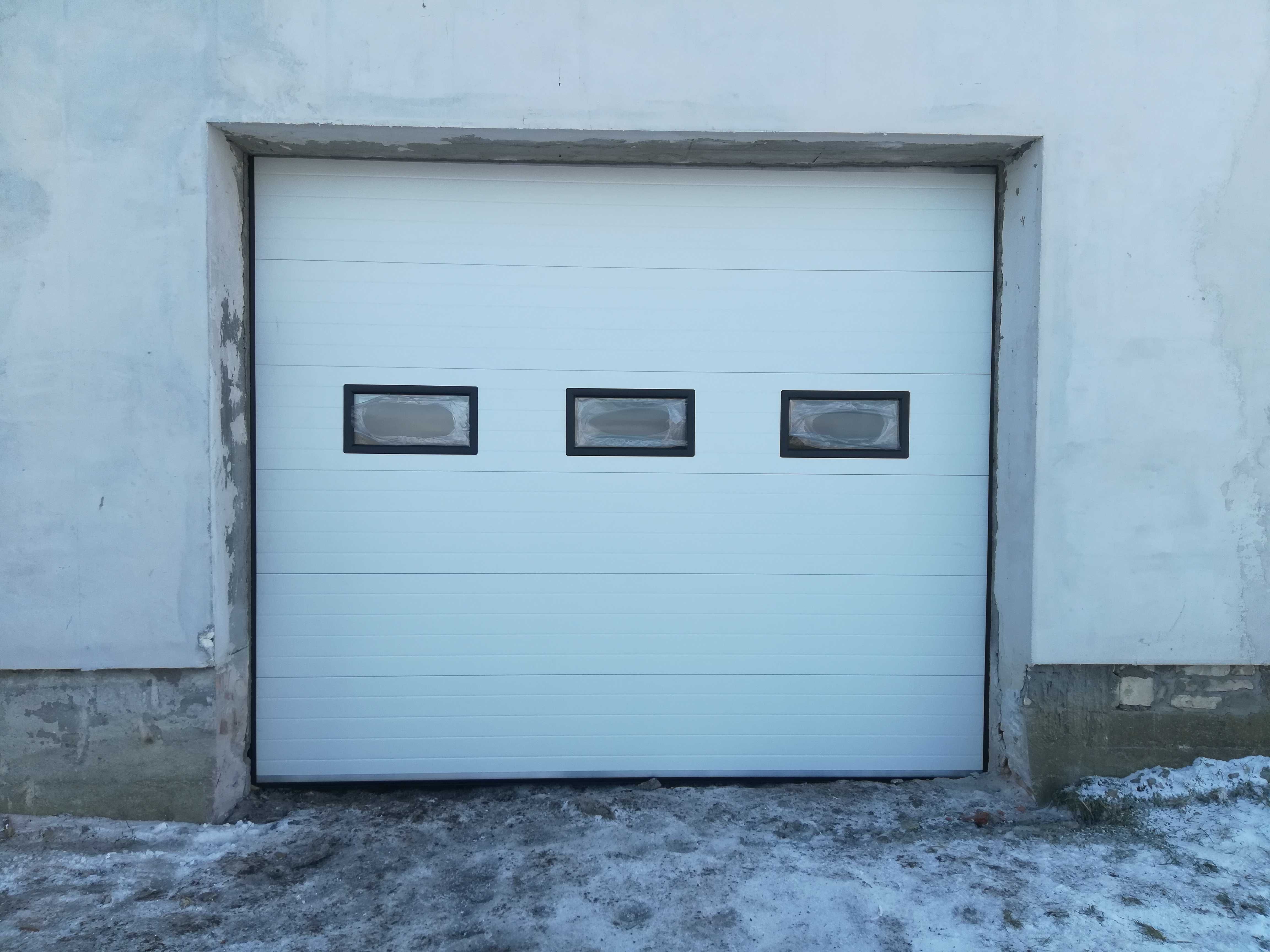 Brama garażowa segmentowa, bramy garażowe segmentowe producent