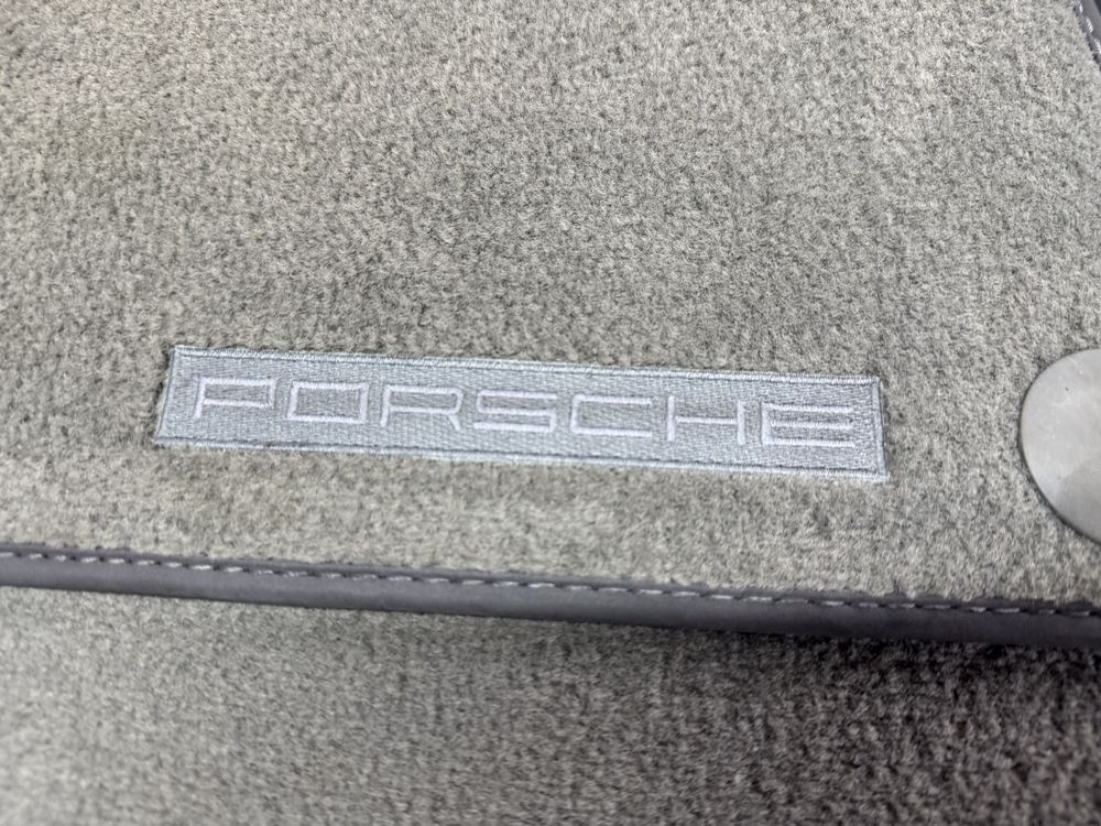 Коврики на Porsche Cayenne 2014року