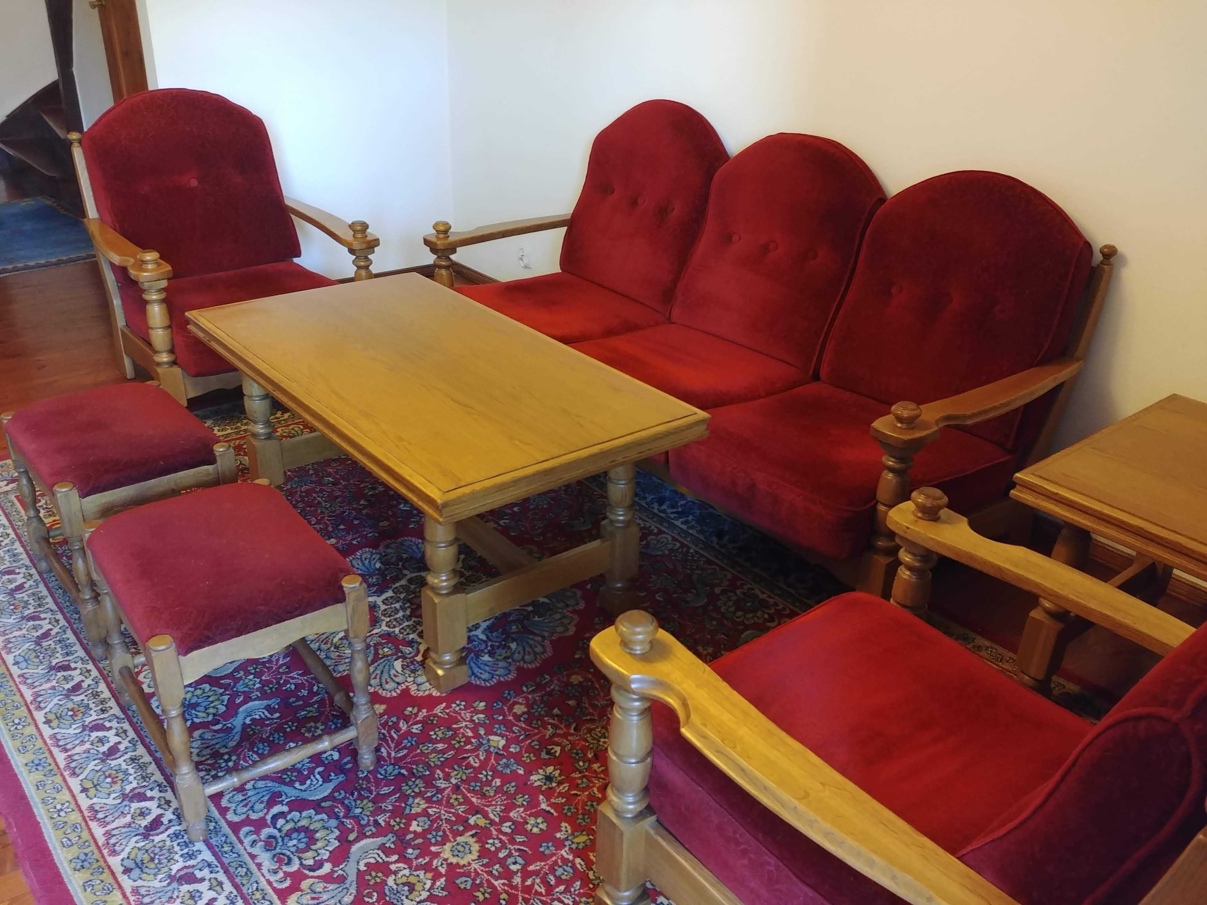 Wypoczynek dębowy: kanapa, 2 fotele i 2 stoliki