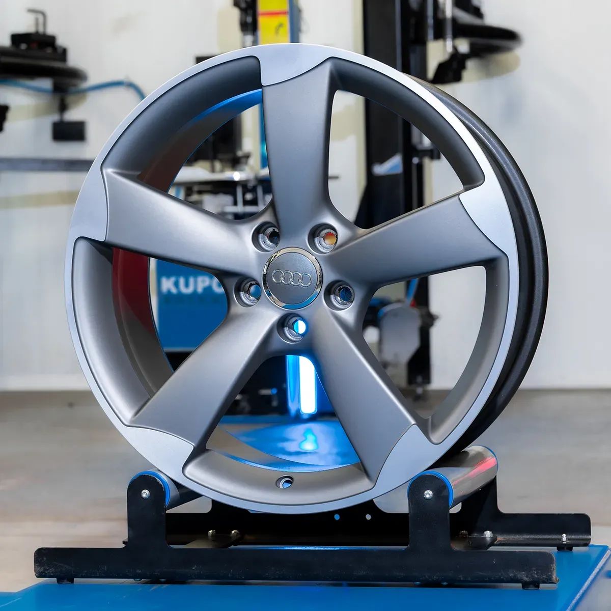 Oryginalne Felgi Audi 19" ROTOR A3 A4 A6 A8 Q3 Q5 TT