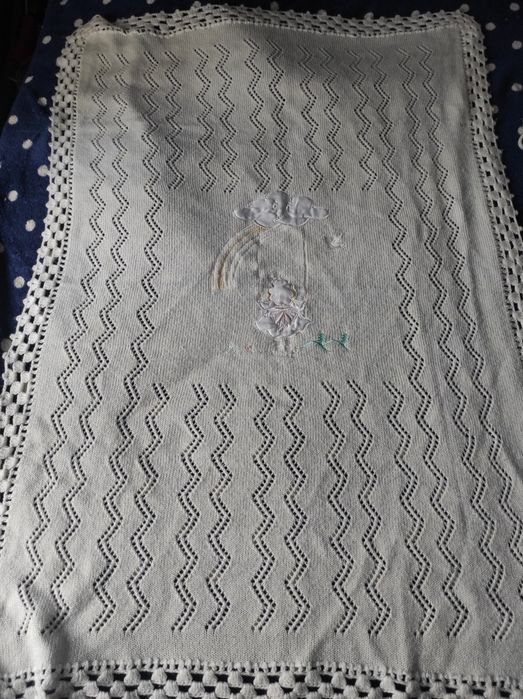 Kocyk dla dziecka ażurowy