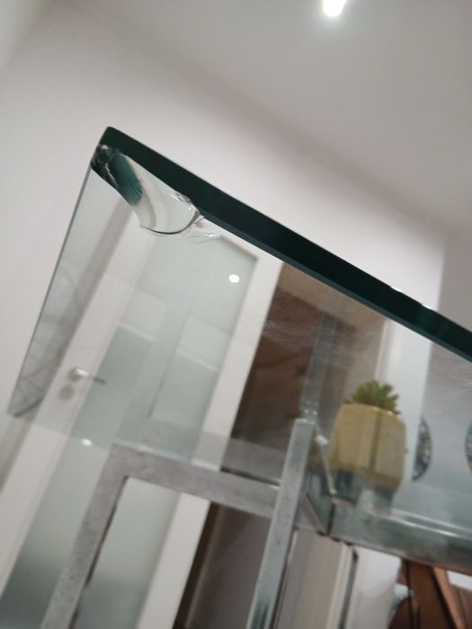 Mesa de vidro temperado e pes inox 80 x 80 x 1