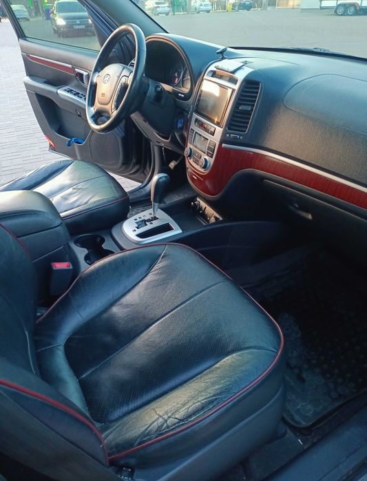 Hyundai Santa Fe -  9900 $, торг возможен