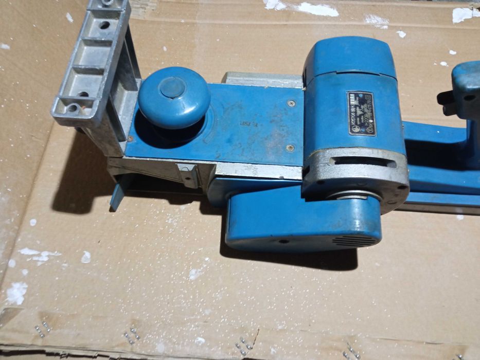 Strug elektryczny Rebir heblarka 1150 Watt , 10cm strugania