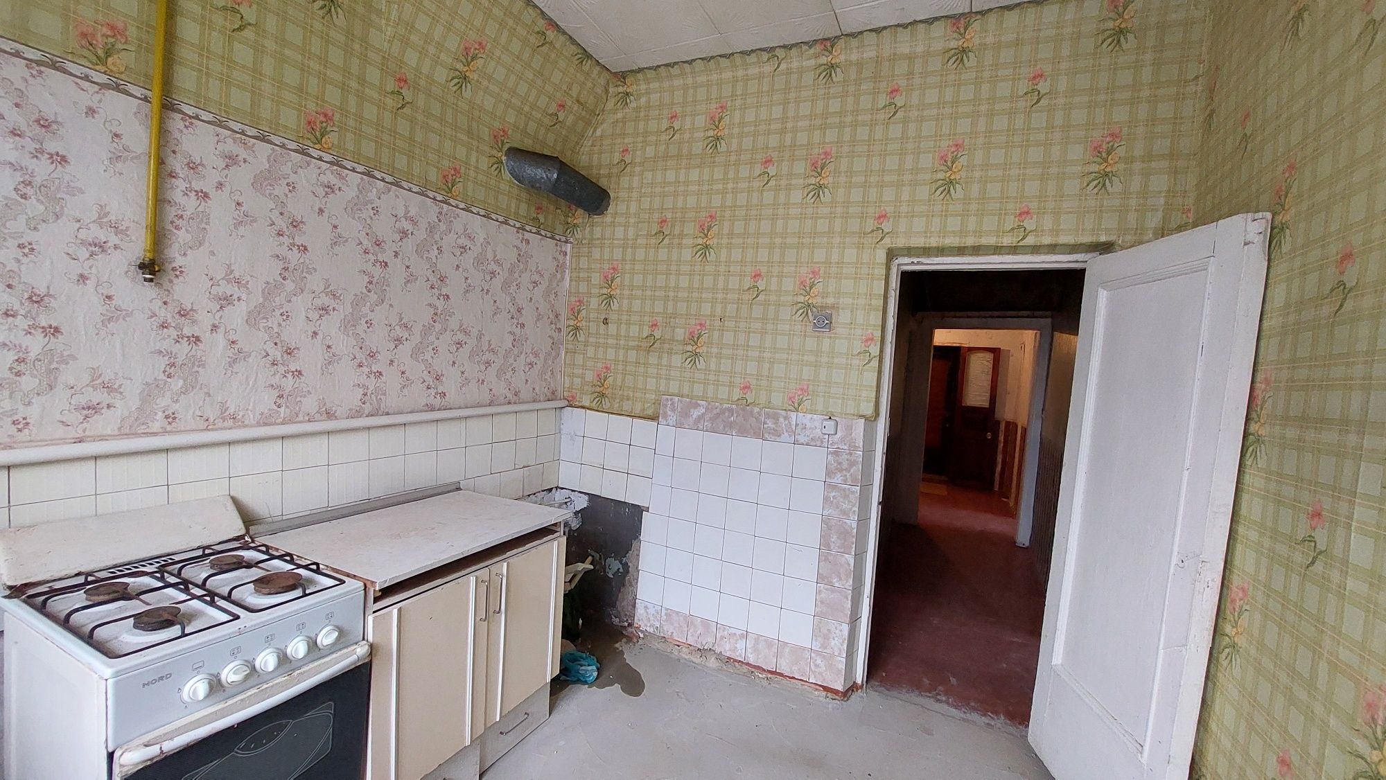 Продам 2-кімнатну квартиру. Вул.Беделя,9. с.Серебрія.