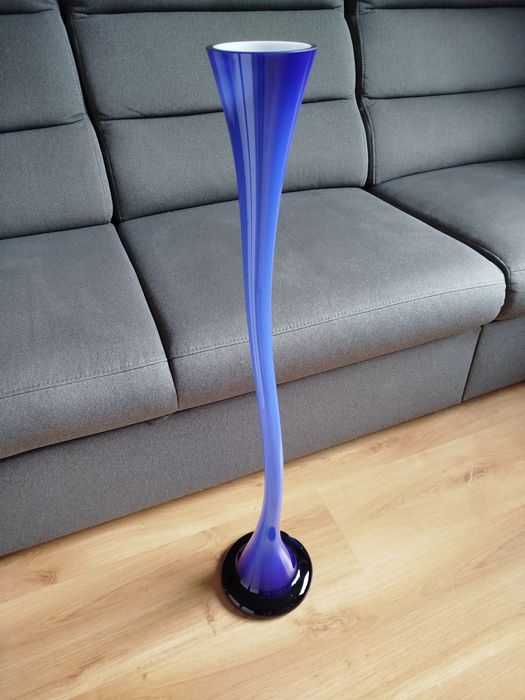 Wazon niebieski wysoki 82 cm uszkodzony