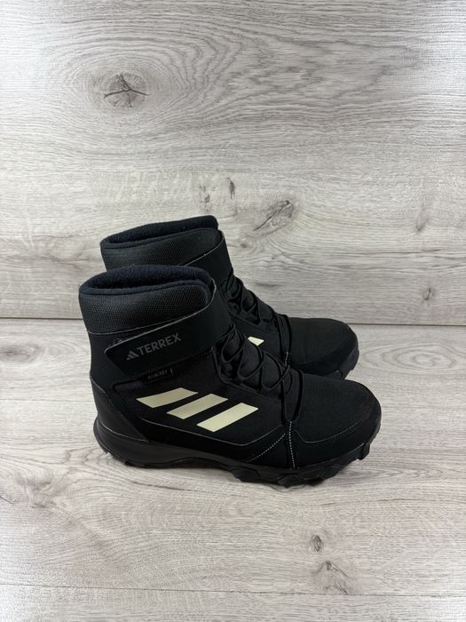 Adidas Terrex зимові жіночі кросівки 39 розмір