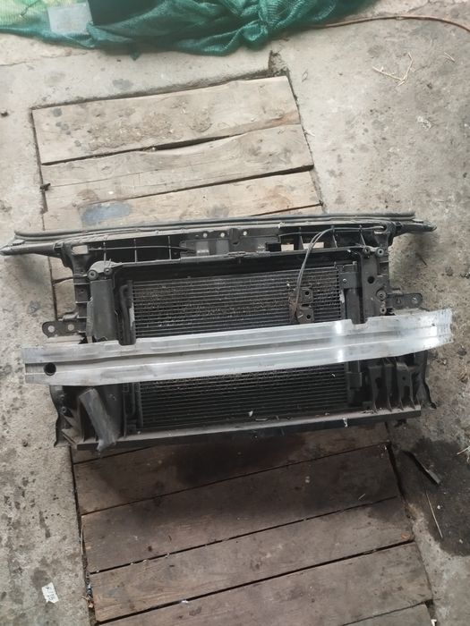 Audi a3 8p 1.6 tdi pas przedni kompletny