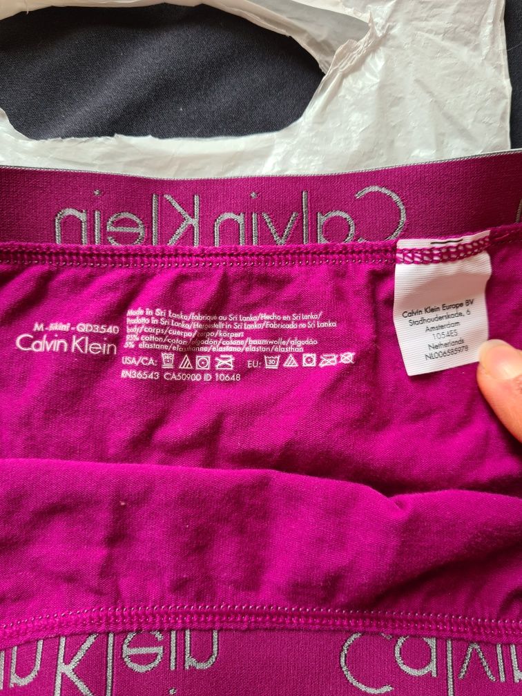 Оригінал з номером Трусики Calvin Klein розмір М