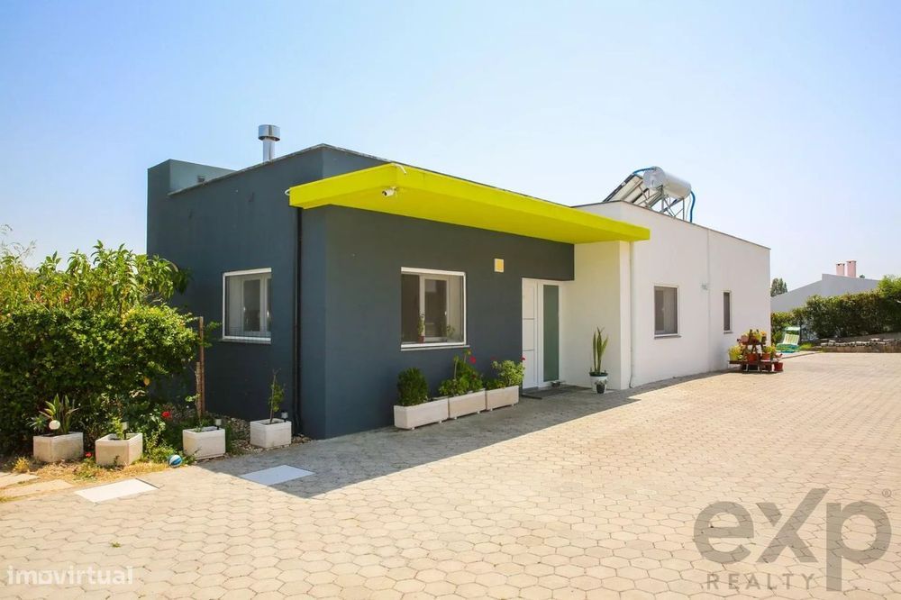 Moradia Térrea Única com +2000 m² de terreno