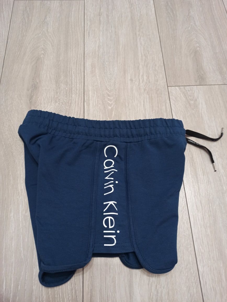 Krótkie spodenki Calvin Klein M S 38 36 sportowe granatowe szorty