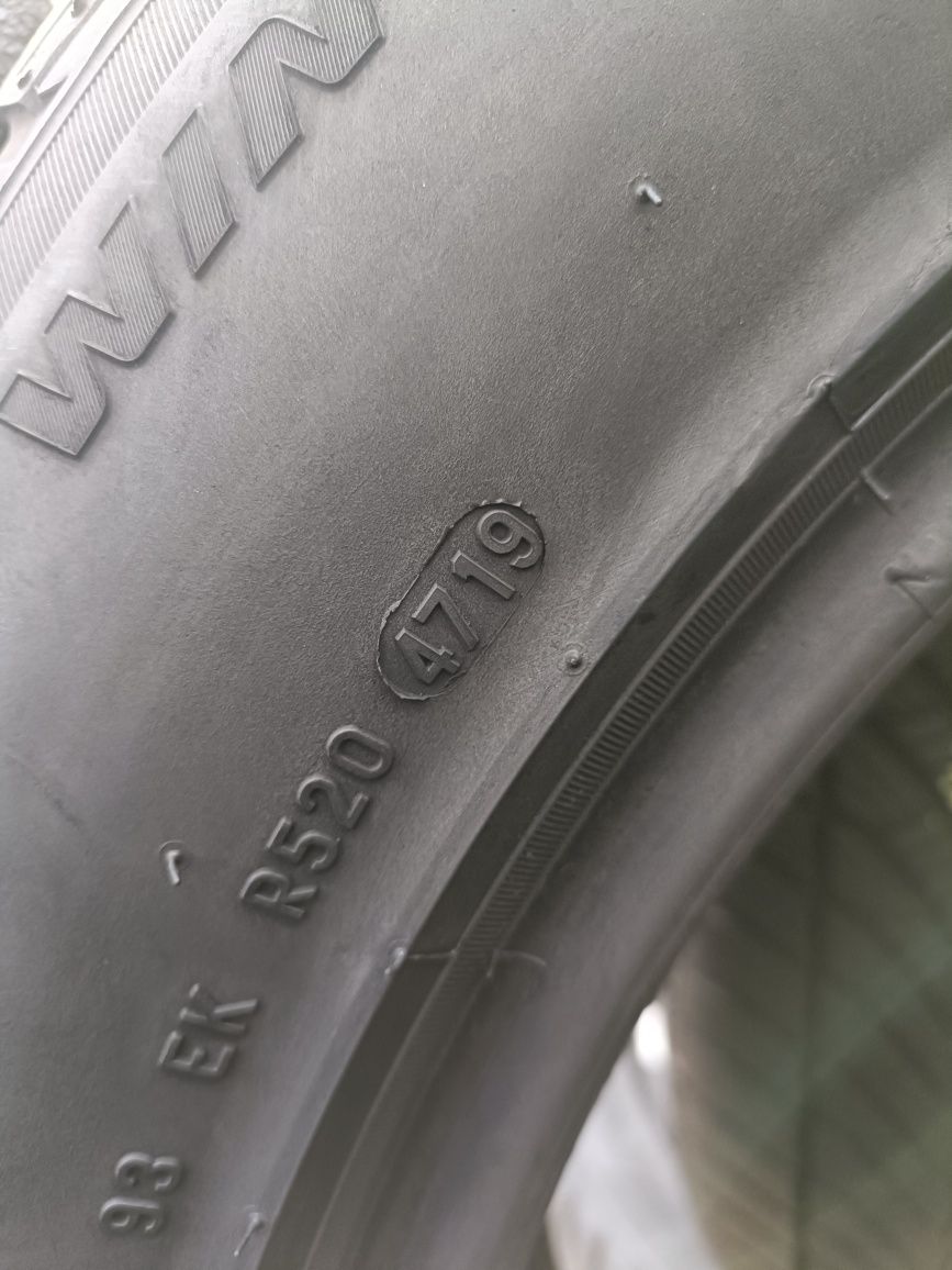 235/55r17 Pirelli Sottozero 3 z końca 2019r 5.8mm