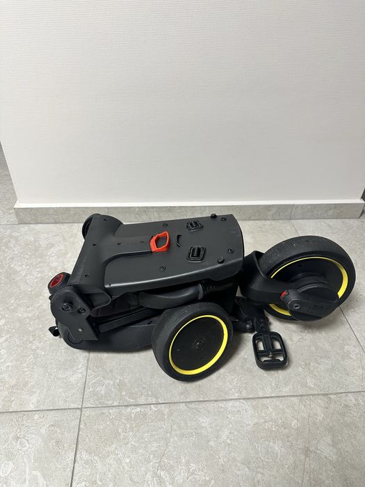 Велосипед дитячий doona (коляска велосипед)