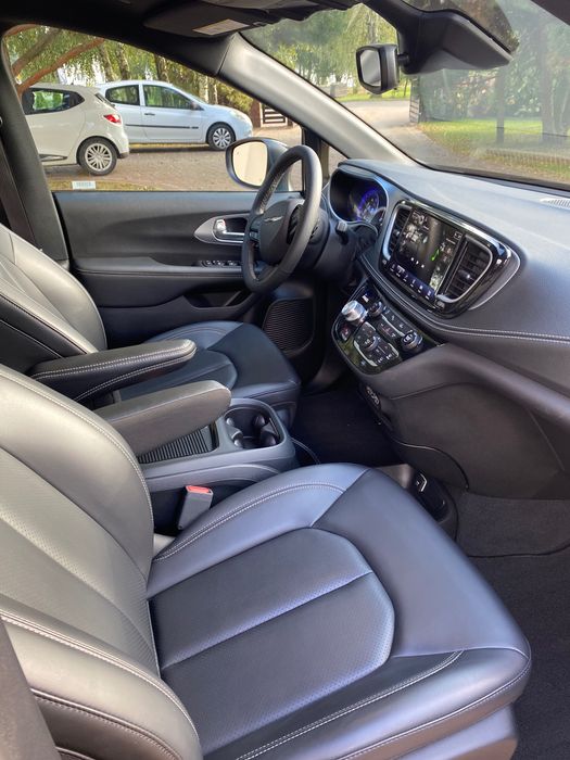 Chrysler Pacifica S AWD