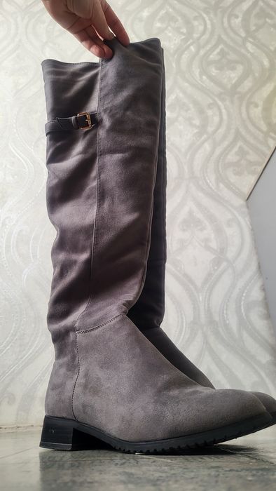 Замшеві ботфорти 39 зимова жіноча куртка М