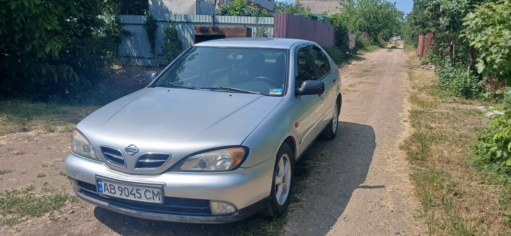 Nissan primera P11