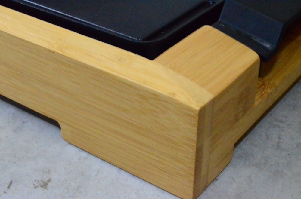 Grill elektryczny Cecotec 2000W podstawa bambus