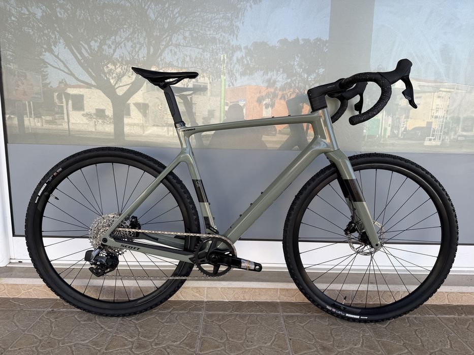 Bicicleta Scott Gravel AXS - semi nova!