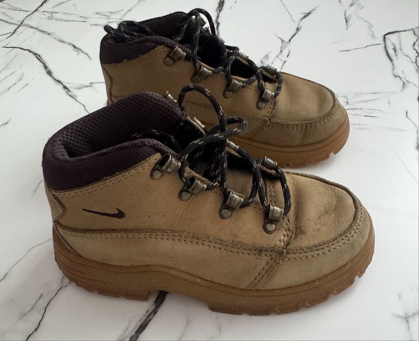 Jesienno - zimowe buty chłopięce Nike