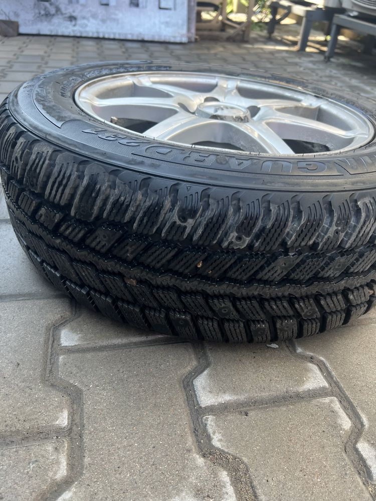 Два колеса r16 215/60  зимова резина