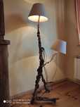 Lampa stojąca drewniana