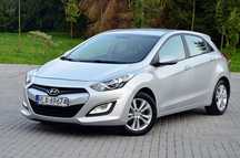 Hyundai I30 KLIMATRONIK ALU 16" Czujniki Parkowania Półskóra Podgrzewane Fotele