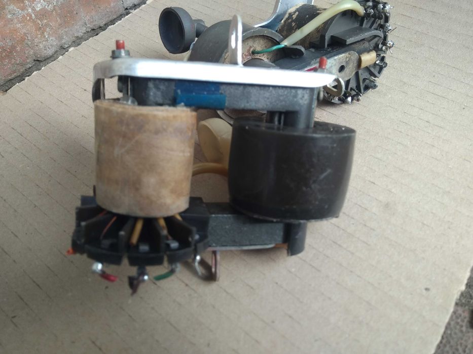 Ферит от строчних трансформаторів ТВС 110 ЛА -  Л6