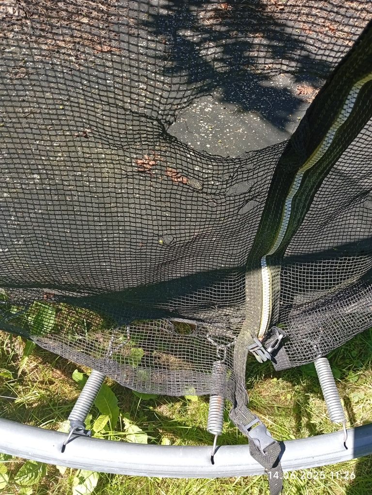 Trampolina ogrodowa