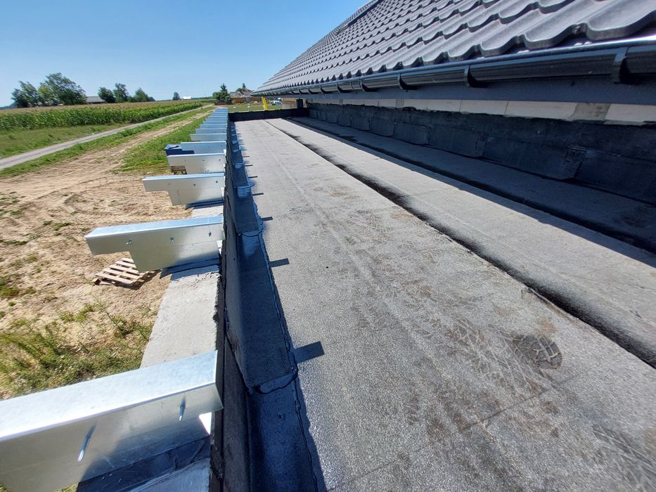 Krycie dachu papą termozgrzewalną