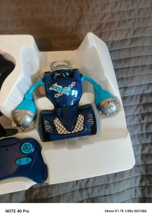 Zabawka roboty dla chłopca