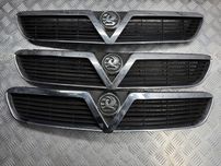 Решетка радиатора opel vectra c  vauxhall vectra c 02-05 дорестайлинг