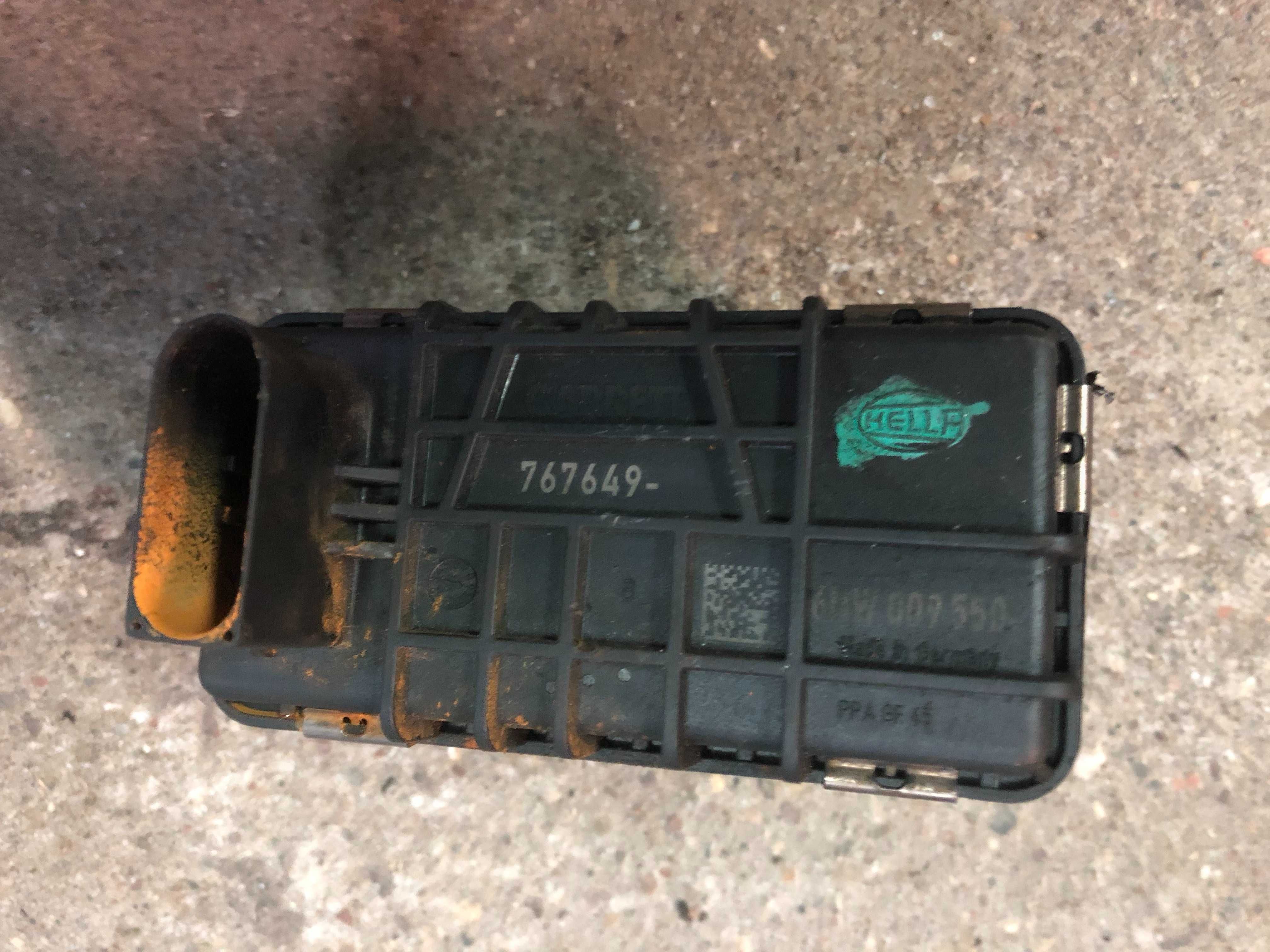 SILNIK FORD TRANSIT część  silnik wtryski turbo