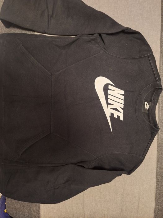 Czarna bluza Nike