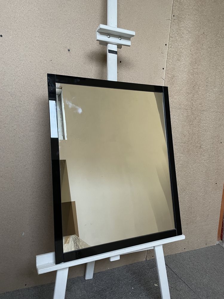 Promocyjne lustro w ramie lacobel czarny 65 x 53 cm