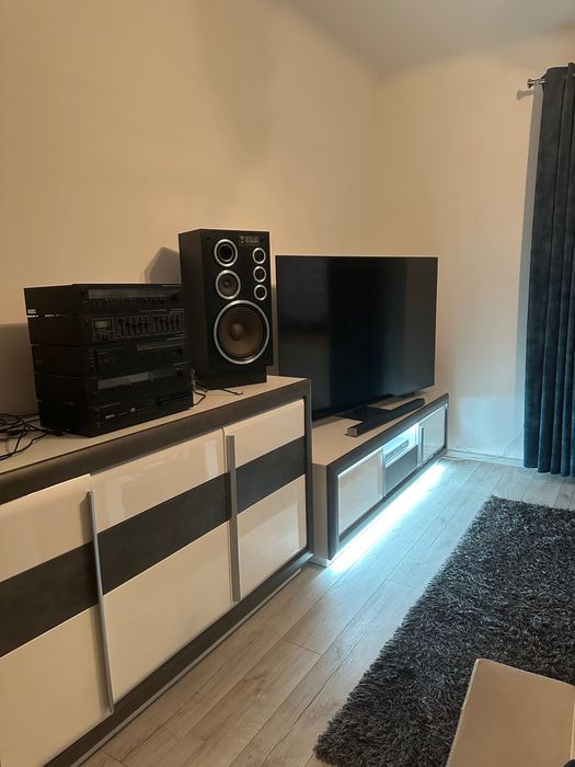 Meble pokojowe używane