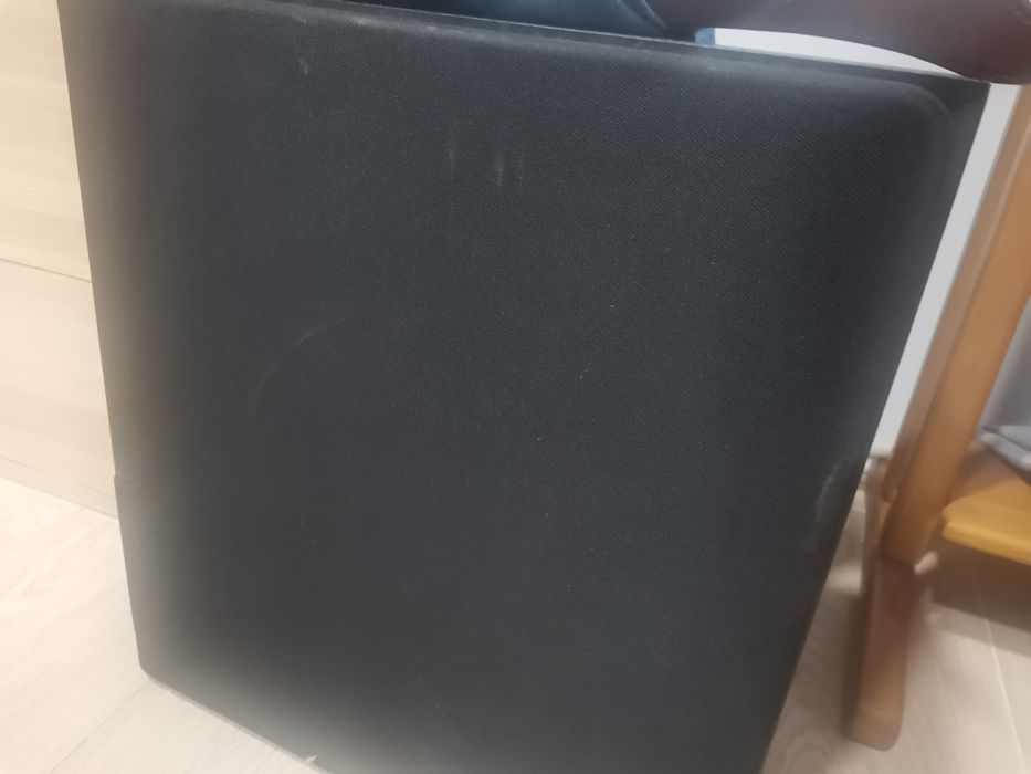 Сабвуфер Yamaha, активный гарному стані