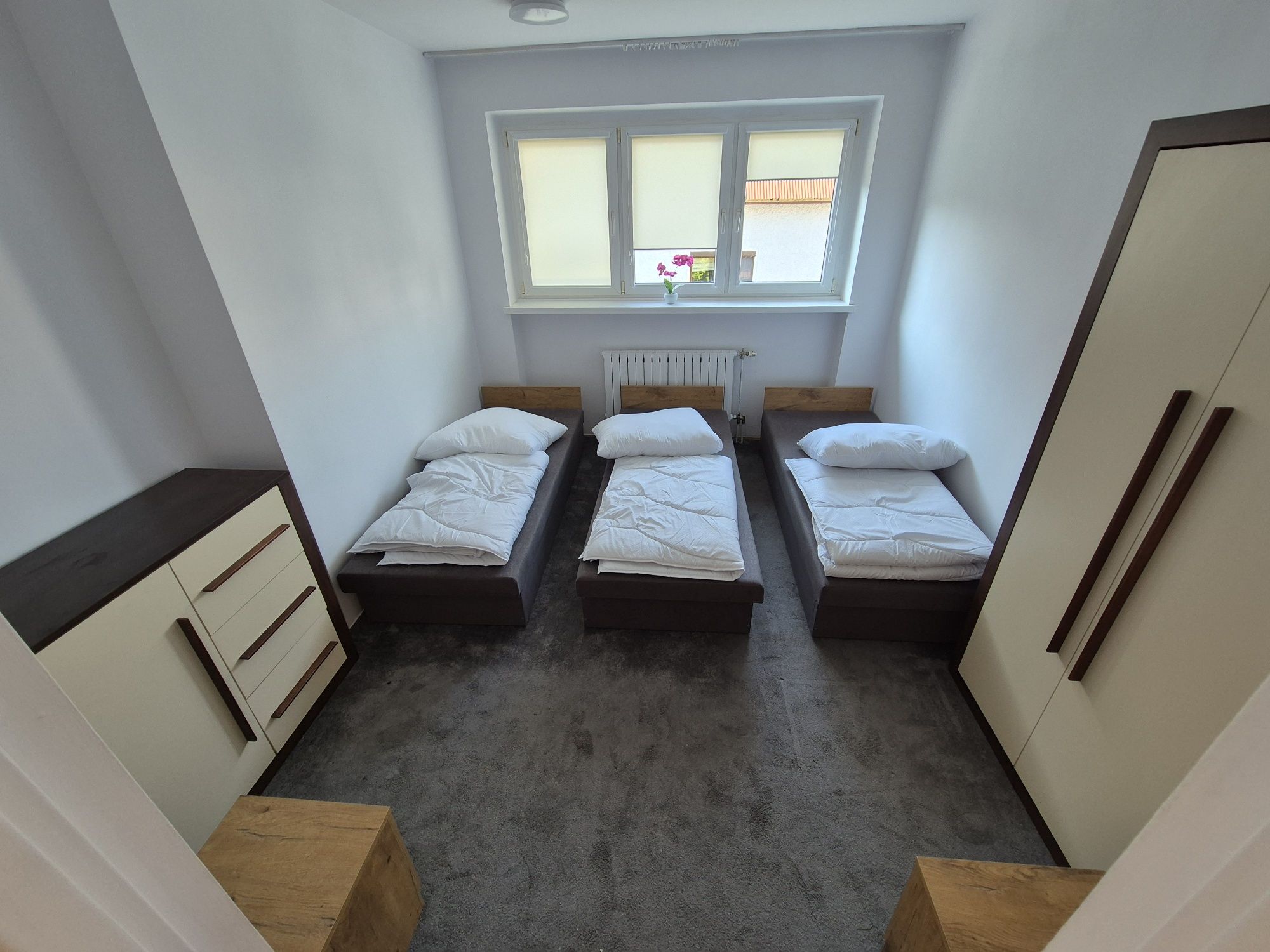 Kwatery pracownicze / wynajem hostelu / 80 osób