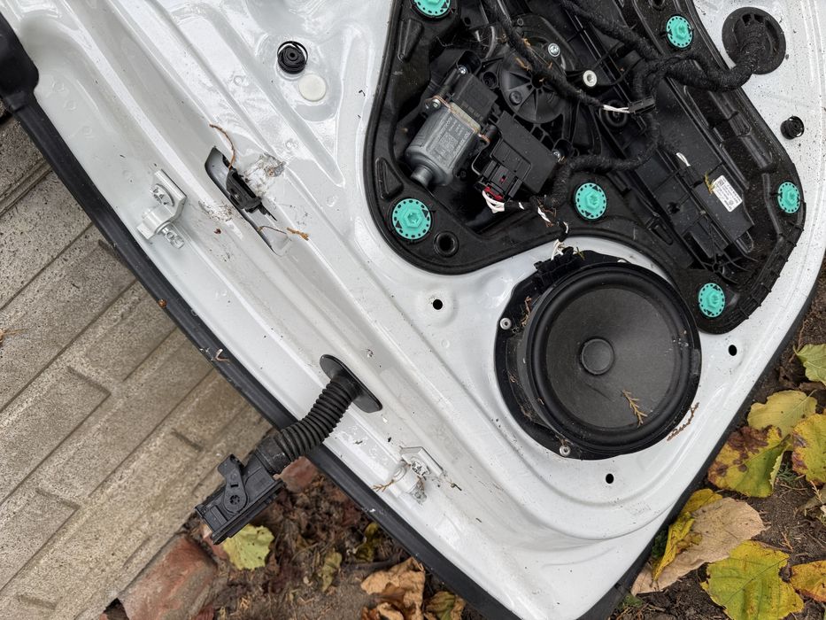 Golf 8 viii drzwi szyba mechanizm glosnik