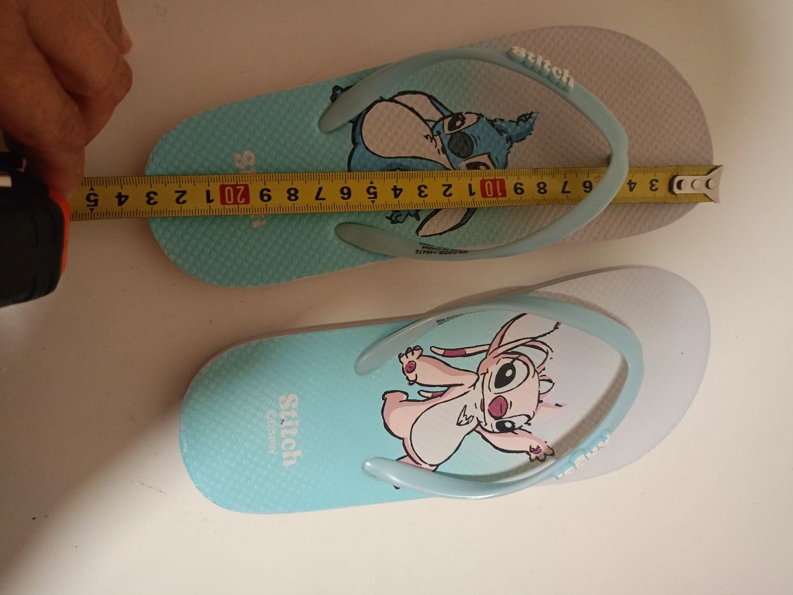 Klapki na basen Stich