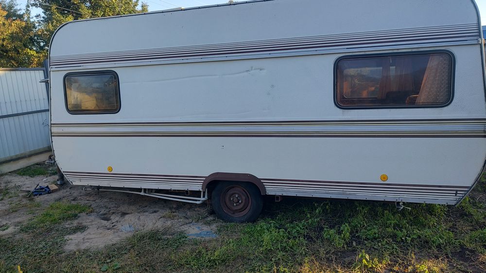 Обмін  прицеп кемпінгу на авто