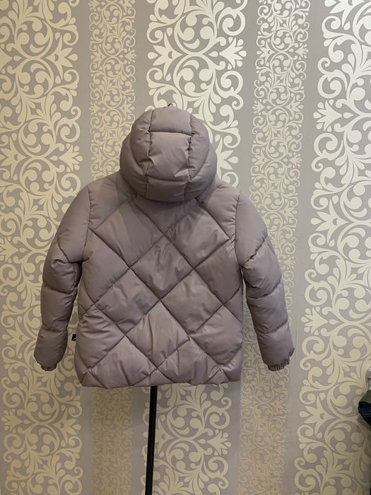 Пуховичек Nike Чорний Каппучино ,Молочный беж рост 134,140,146,152