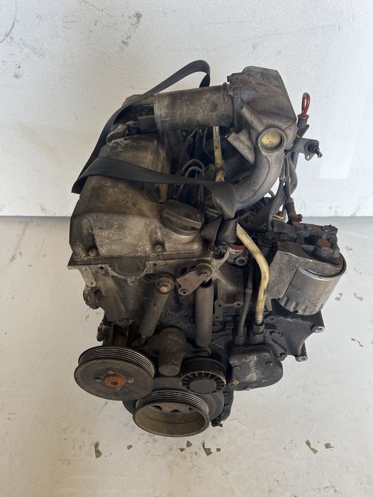 Motor mercedes Vito 2.3 D Ano 2000