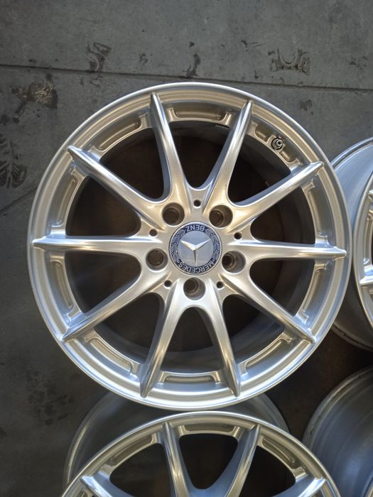 Oryginalne felgi aluminiowe 16 cali do Mercedesa C Klasy, 5x112