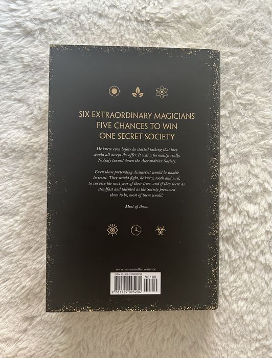 Livro The Atlas Six