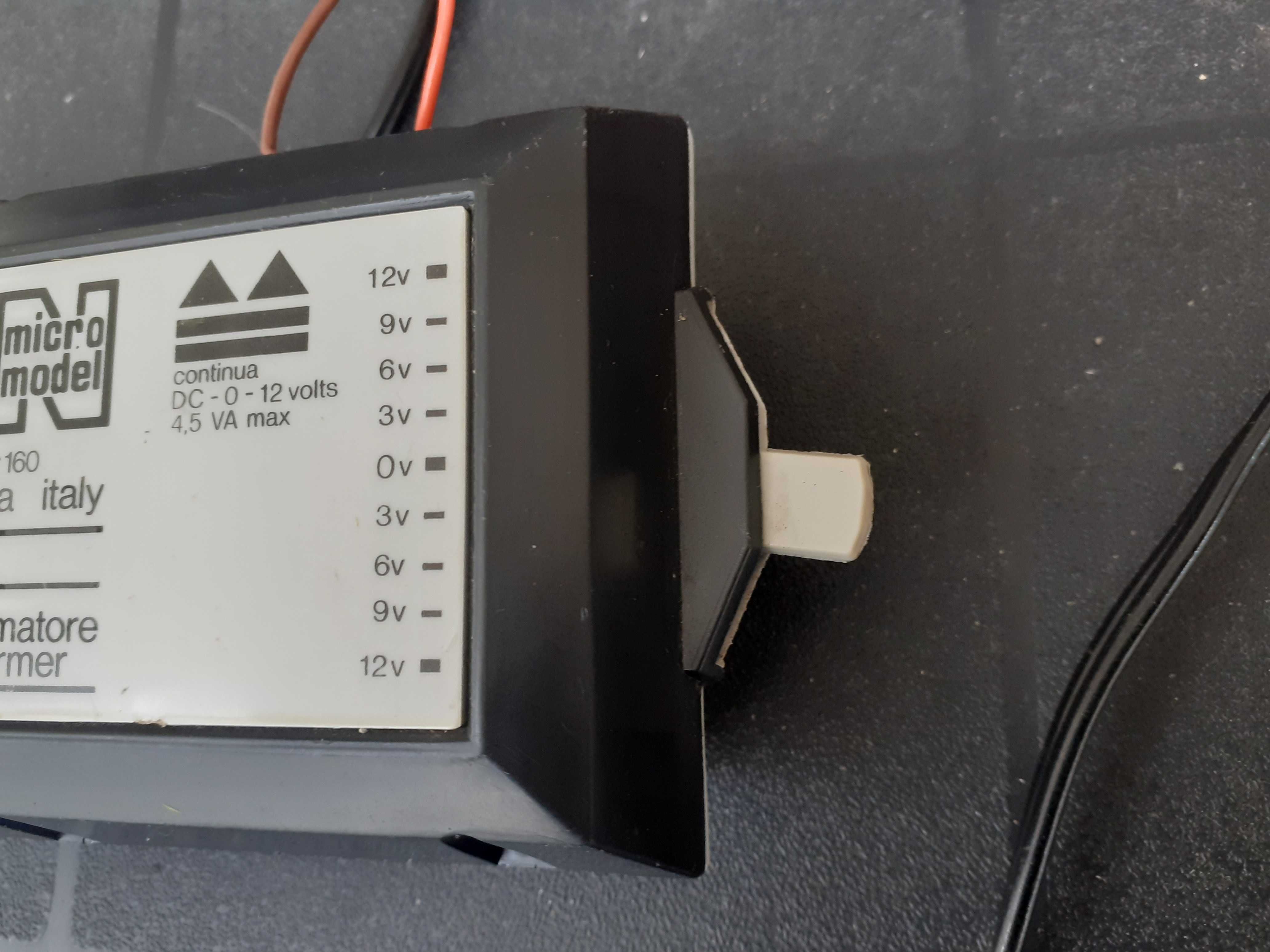 Pista comboios eléctricos = transformador marca Lima