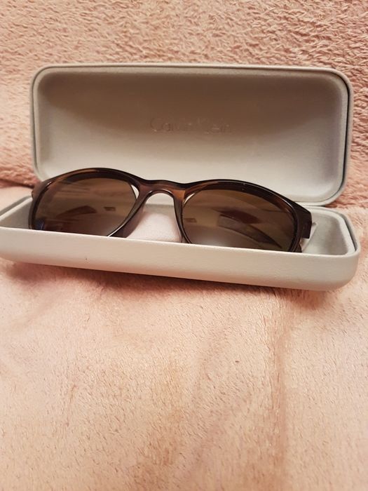 Orginalne okulary przeciwsłoneczne damskie Calvin Klein